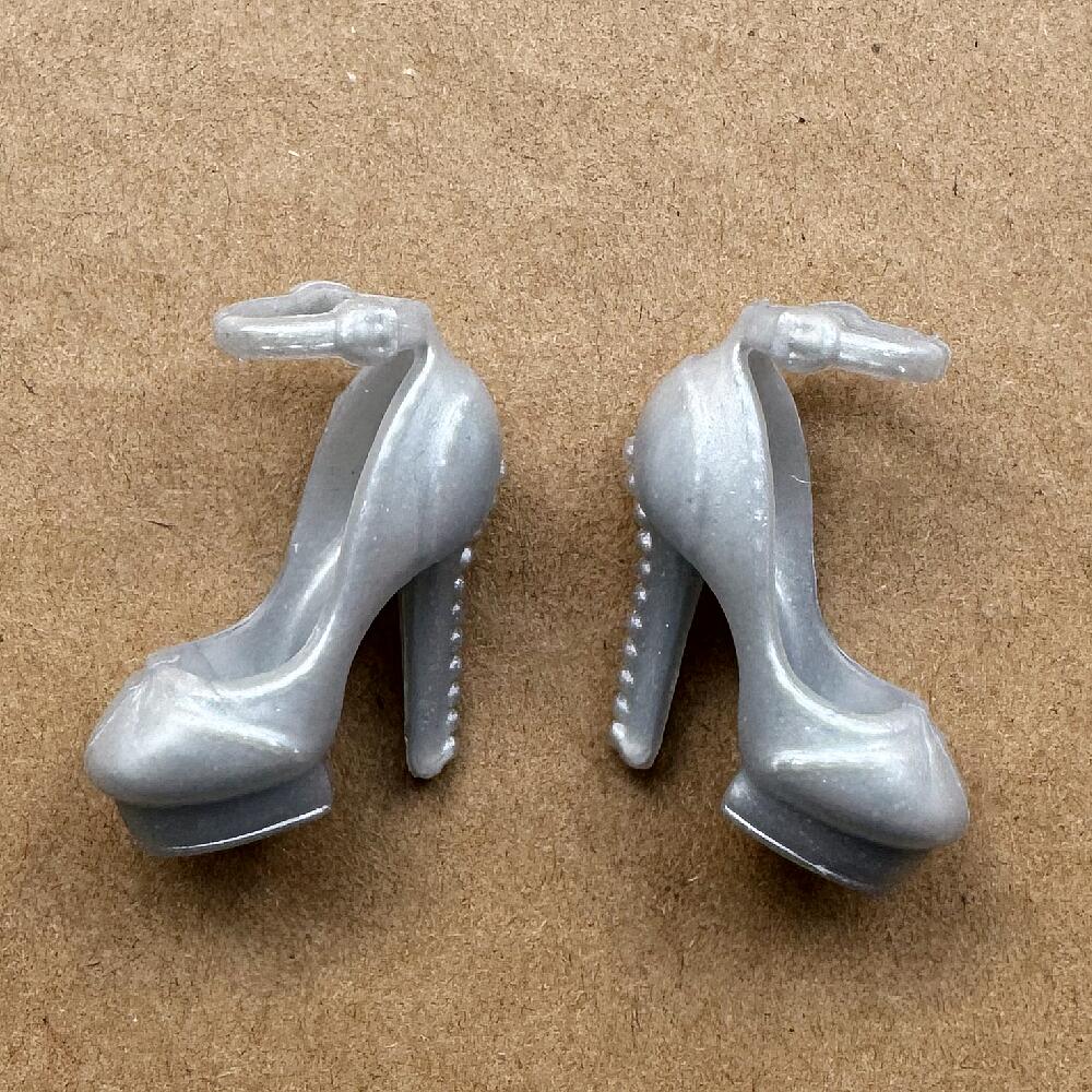 1/6 Scale Vintage High Heels F - Vintage Collectible Barbies 评论和价格